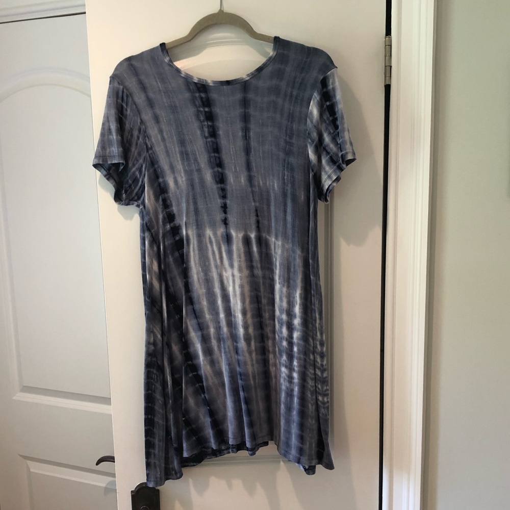 Francesca’s Tye Dye Womens Sun dress- shirt dress